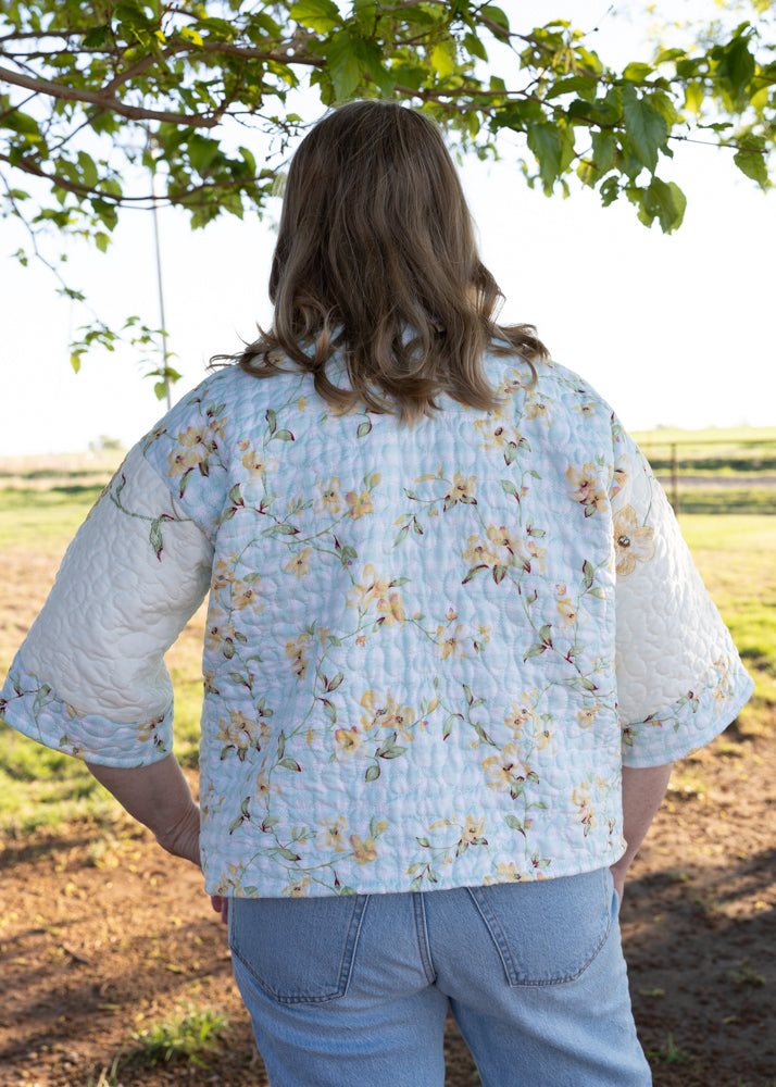 Floral Cottage in Pinky