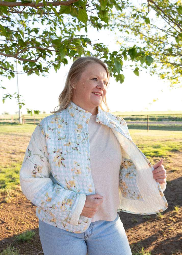 Floral Cottage in Pinky (Long Sleeve with Collar)